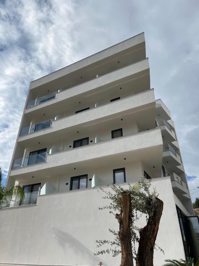 Hotel Onix Ksamil Ngoại thất bức ảnh