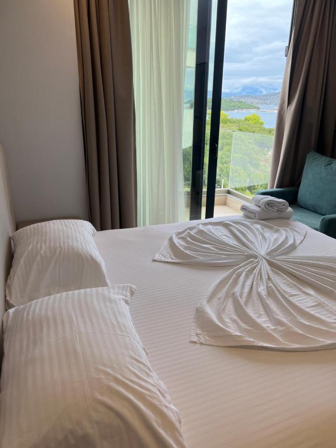 Hotel Onix Ksamil Ngoại thất bức ảnh