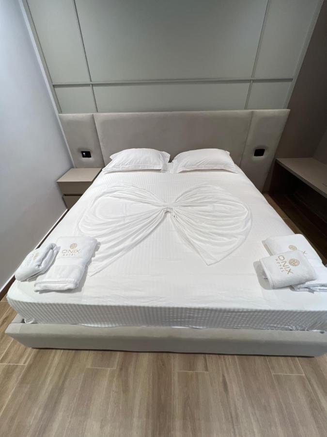 Hotel Onix Ksamil Ngoại thất bức ảnh